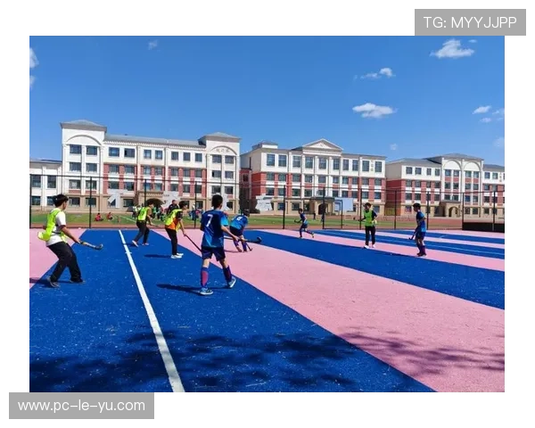 曲棍球为“草原娃”推开梦想新窗——记莫旗少年李佳俊的蜕变 曲棍球为“草原娃”推开梦想新窗——记莫旗少年李佳俊的蜕变