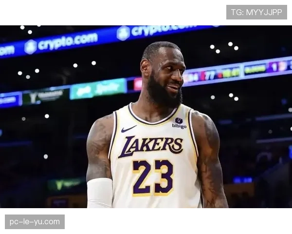 詹姆斯首节连送暴扣取10分，湖人开局领先却遭国王反超