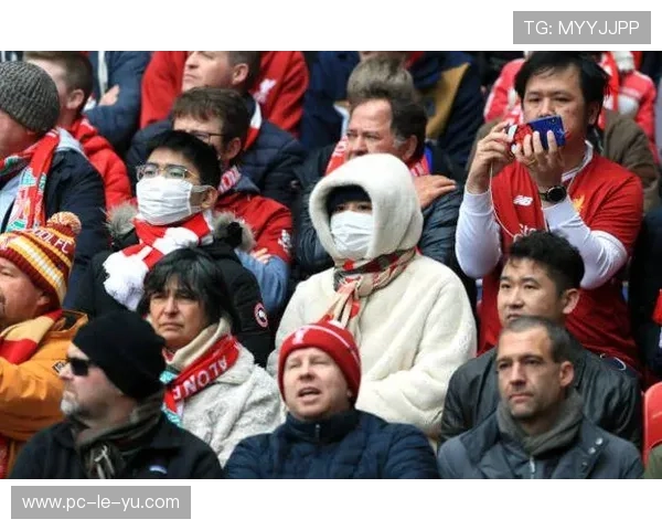 英超俱乐部开放训练日参观，球迷互动量创新高